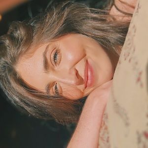 Meet your Posher, Zoe